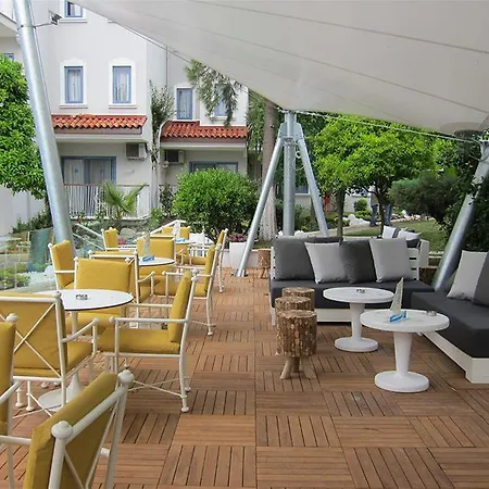 Paloma Marina - Adult Only Отель Gokcealan