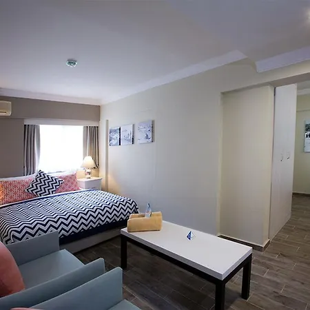 Paloma Marina - Adult Only فندق