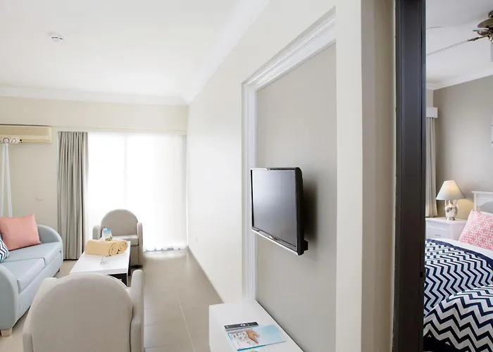 Hotel Paloma Marina - Adult Only 3*