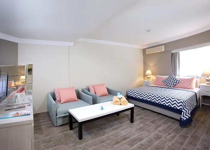 Paloma Marina - Adult Only