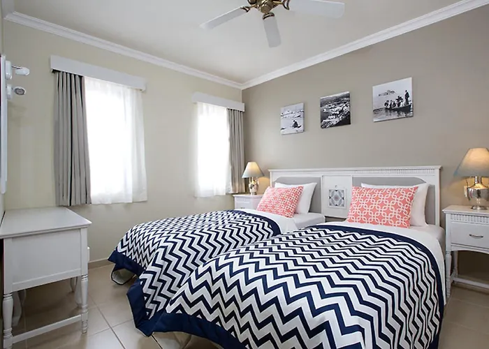 酒店 Paloma Marina - Adult Only