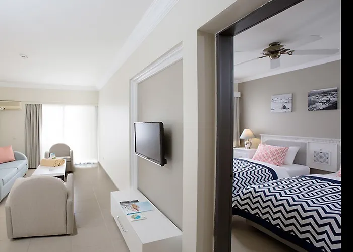 Paloma Marina - Adult Only